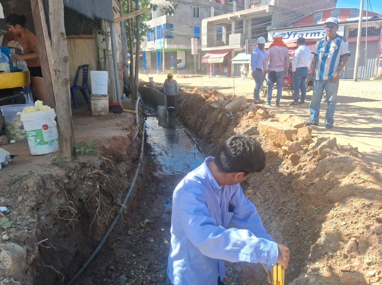 VERIFICAN AVANCE FÍSICO DE LA OBRA DRENAJE PLUVIAL EN INMEDIACIONES DEL SECTOR SANTA ANITA.